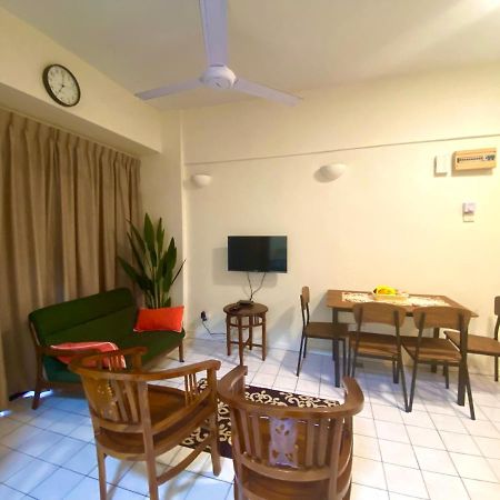 Shahmi Seaview Apartment - H4 Port Dickson Bagian luar foto