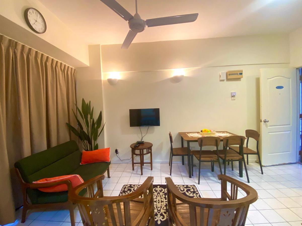 Shahmi Seaview Apartment - H4 Port Dickson Bagian luar foto