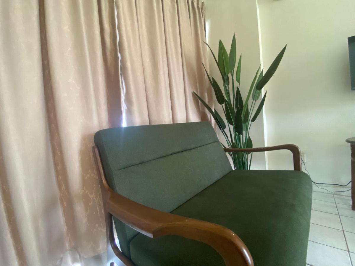 Shahmi Seaview Apartment - H4 Port Dickson Bagian luar foto
